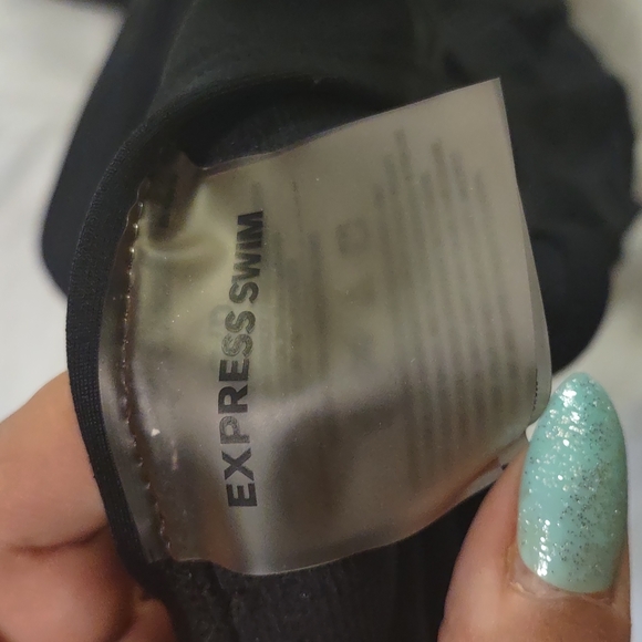 Express - Picture 4 of 5